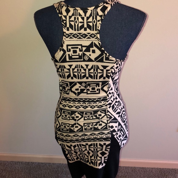 NWOT Tribal Print Razor Back Form Fitting Dress - Picture 4 of 7